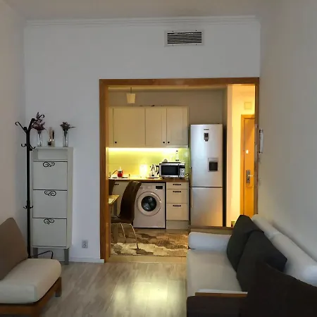 Yamalux - Lakeside - Ringrand Apartment