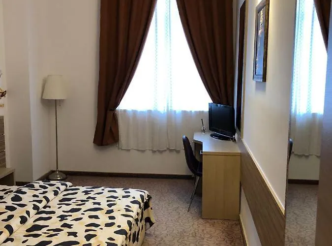 Yamalux - Lakeside - Ringrand *