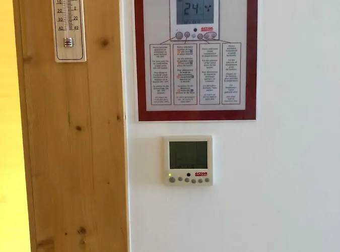 Yamalux - Lakeside - Ringrand * 布加勒斯特